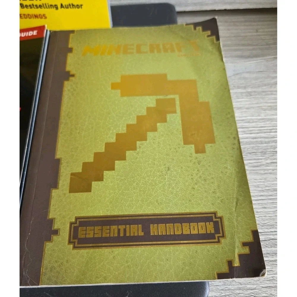 Hacks for Minecrafters: Redstone , Hacks, Combat, Mods, Command, Essential. E8
